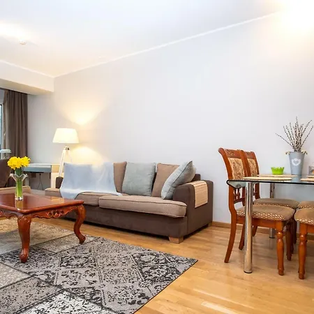 Apartment Dream - City Center With Balcony & Parking