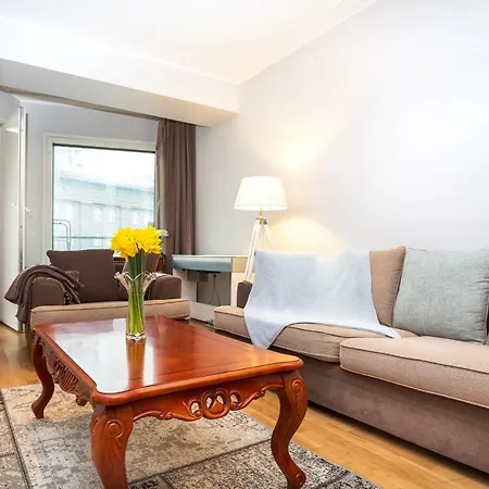 Dream - City Center With Balcony & Parking Apartment *
