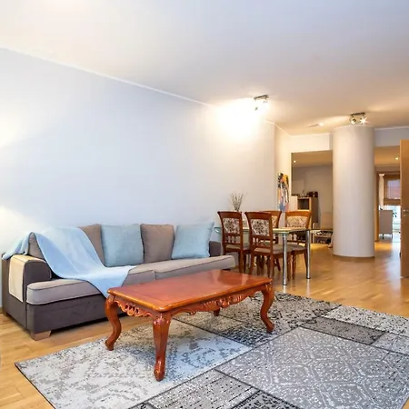 Apartment Dream - City Center With Balcony & Parking Reval